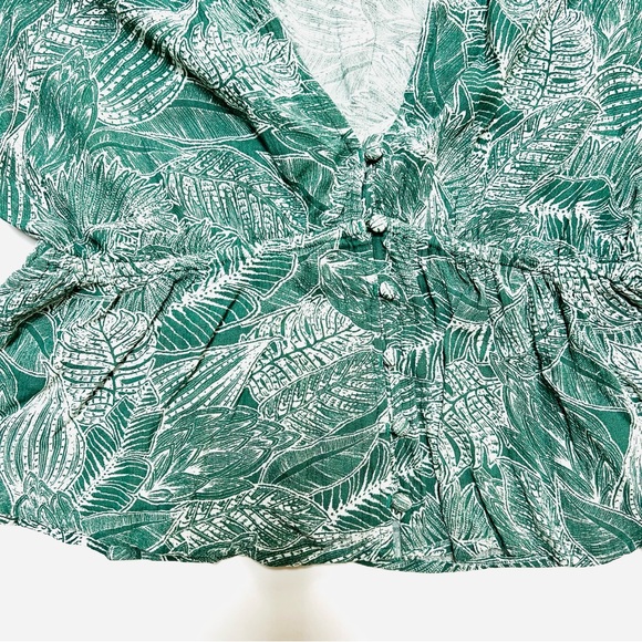 O’Neill Wes Palm Top - Picture 9 of 13